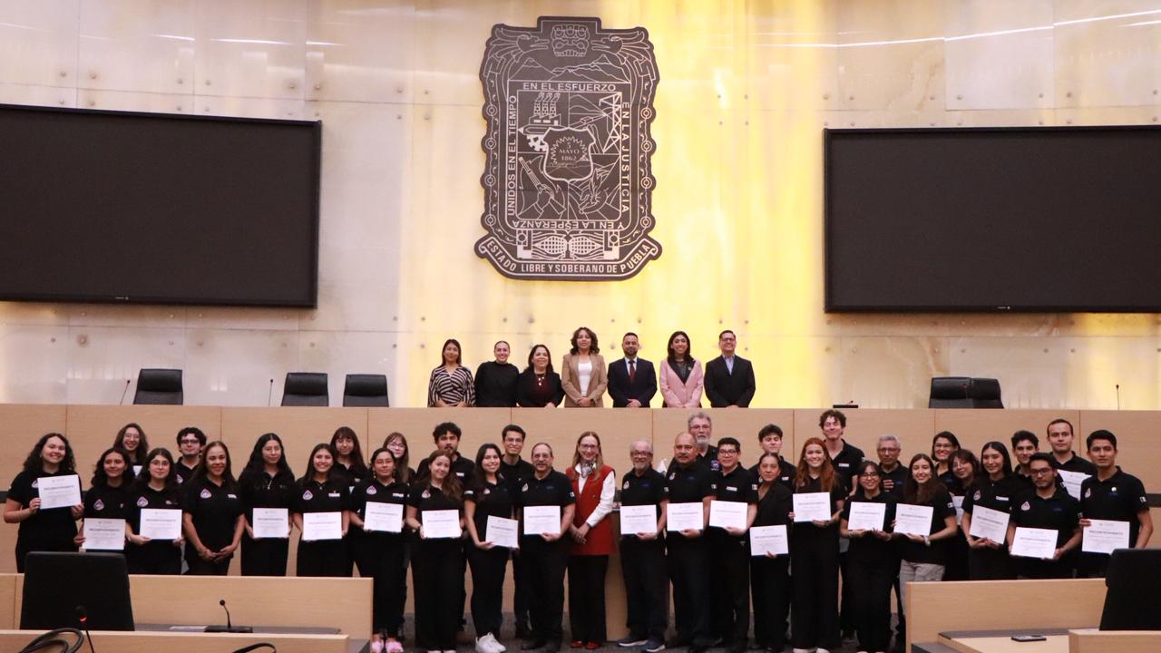 Congreso del Estado reconoce mérito académico del nanosatélite Gxiba-1